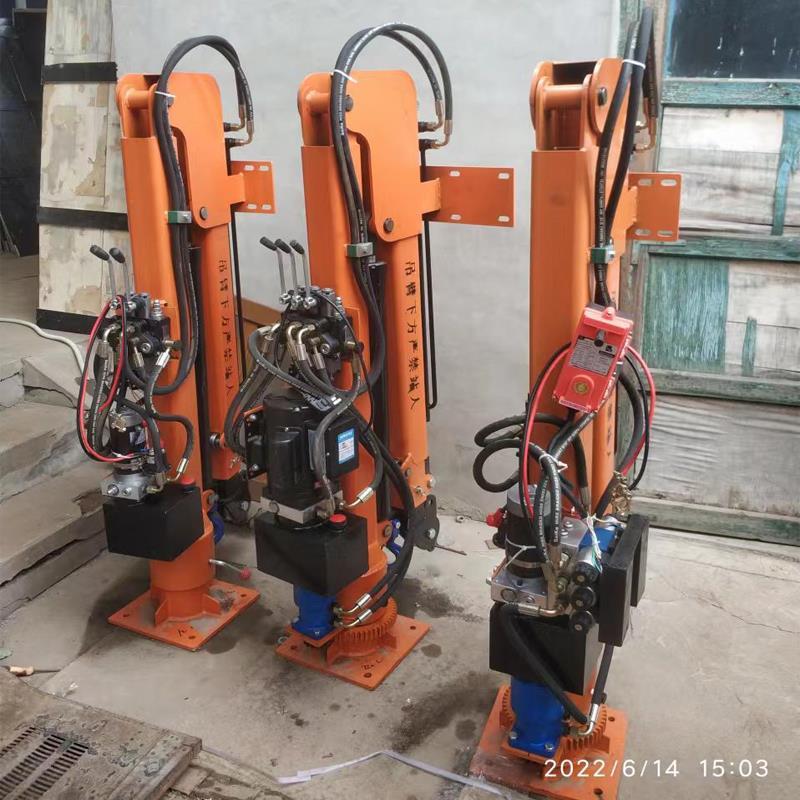 后壁区重汽蓝牌随车吊 3.2吨 国六动力强 液压驱动 农用自卸起重机